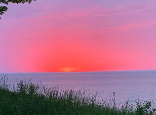 6480 Lakeshore Rd, Manistee, MI 49660