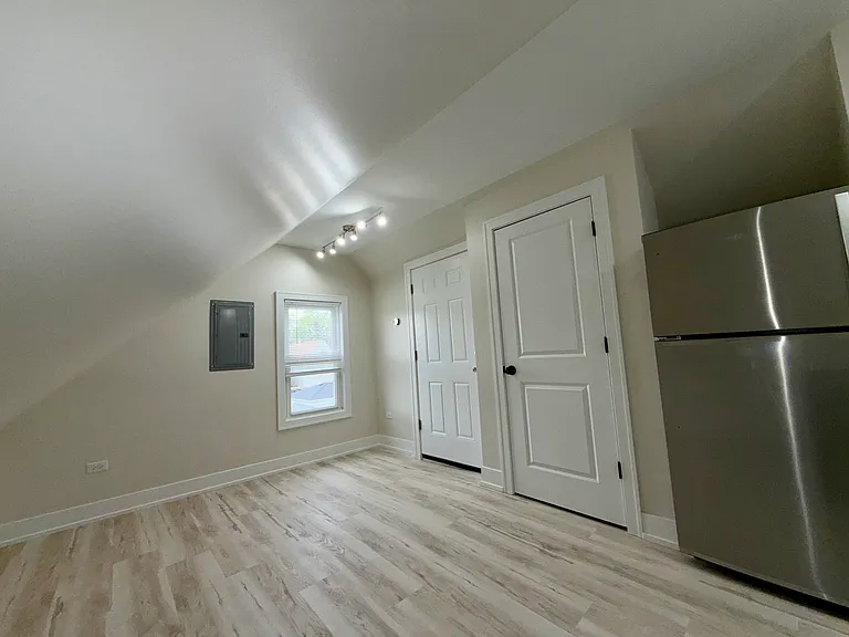 4512 S Talman Ave #3 — Photo 3