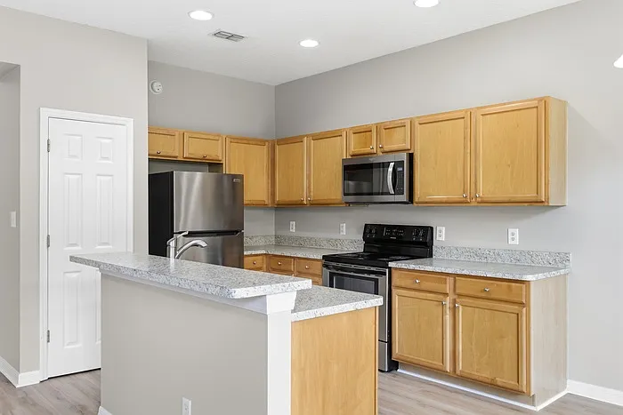 737 Maya Susan Loop — Photo 12