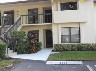 3351 Perimeter Dr, Greenacres, FL 33467