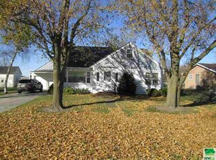 534 Ashton Ave, Ashton, IA 51232