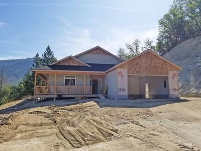 135 McKenzie Ridge Rd, Grants Pass, OR, 97526