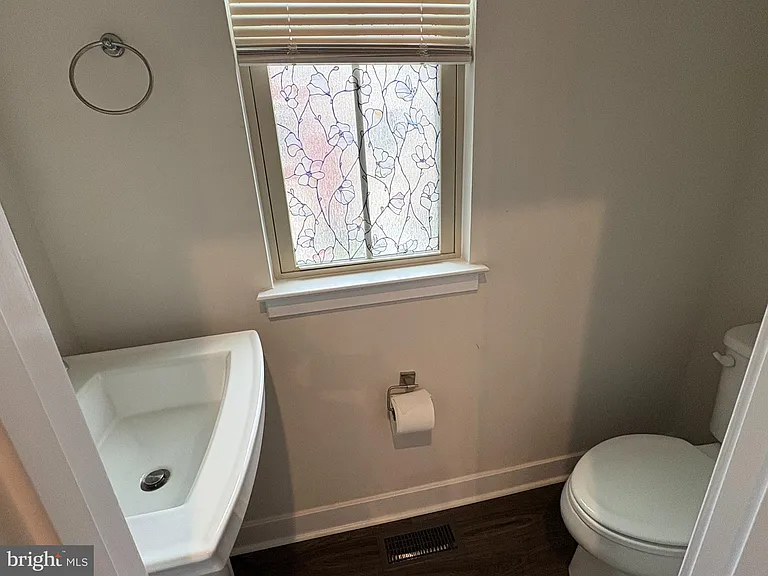 8711 Shady Pines Dr — Photo 12