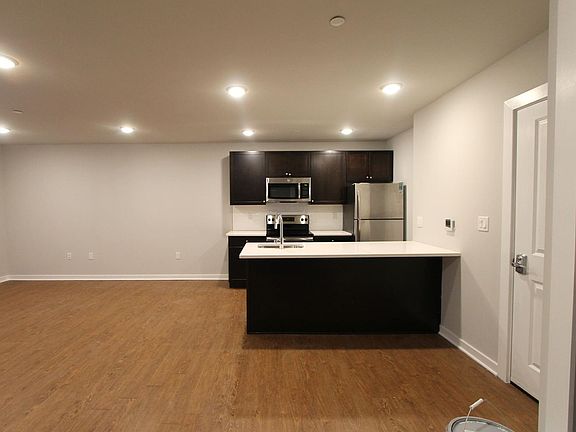 5th image of 6656 Germantown Ave APT 206