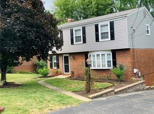 2427 Rolling Farms Rd, Glenshaw, PA 15116
