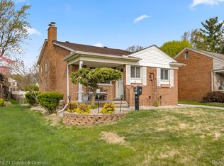 3420 Bennett St, Dearborn, MI 48124