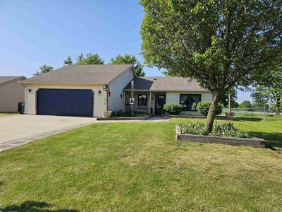 956 Wheatfield Ln, Churubusco, IN, 46723