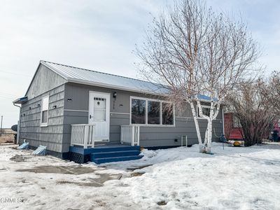 325 Dean Ave, Tioga, ND, 58852