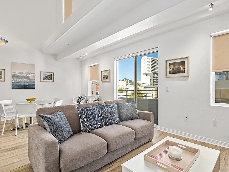 1501 India St #607 — Photo 2