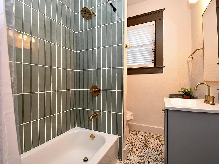 407 Cordell St — Photo 17