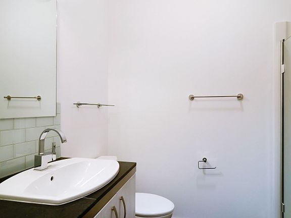 3rd image of 877 E Park St #102