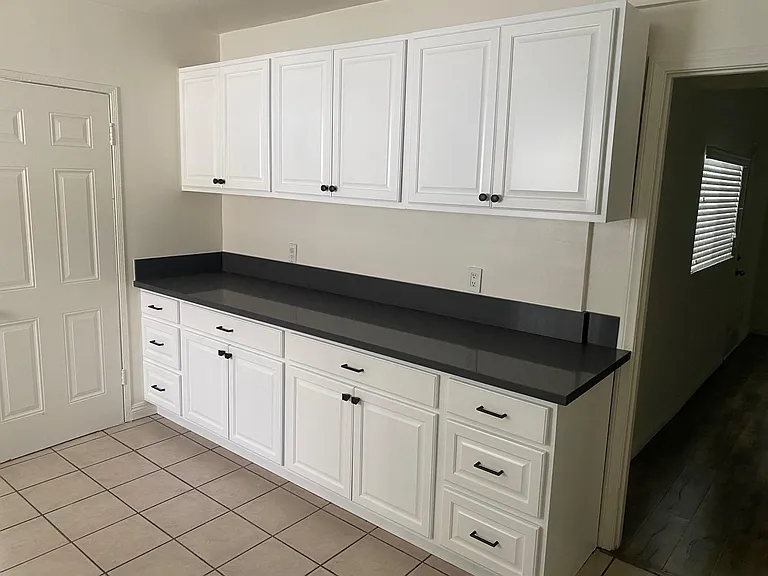 228 N Benton Way — Photo 4