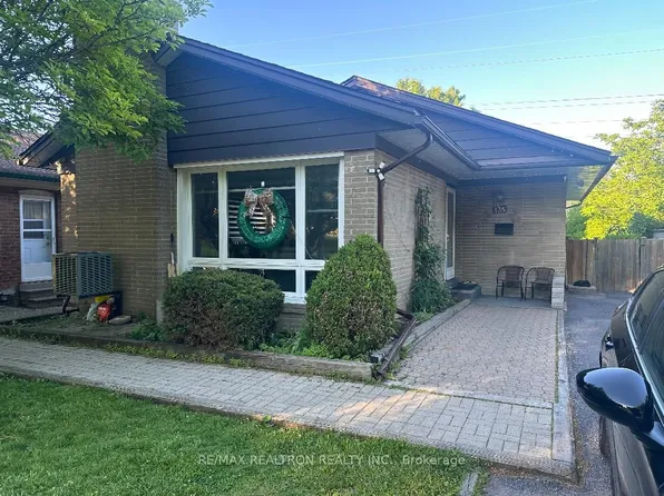 135 Treverton Dr, Toronto, ON M1K 3T1