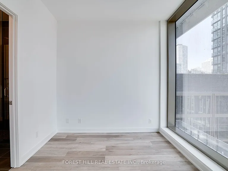 88 Queen St E #702 — Photo 13