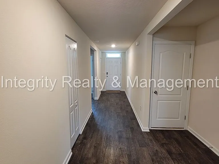 6137 Black Stallion Dr — Photo 17