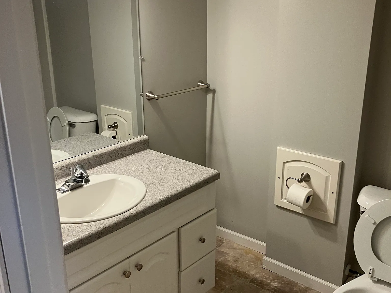 3 bed, $1,700 — Photo 4
