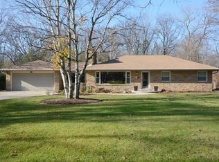 6845 N Ironwood Ln, Glendale, WI 53217