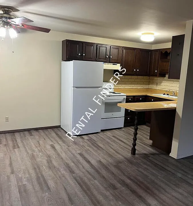 1830 August St #24