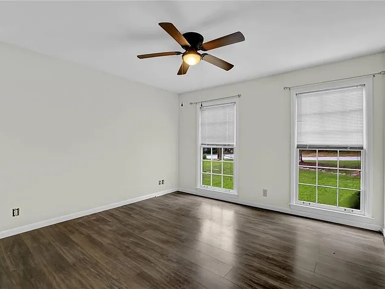 2683 Ashworth Cir — Photo 28