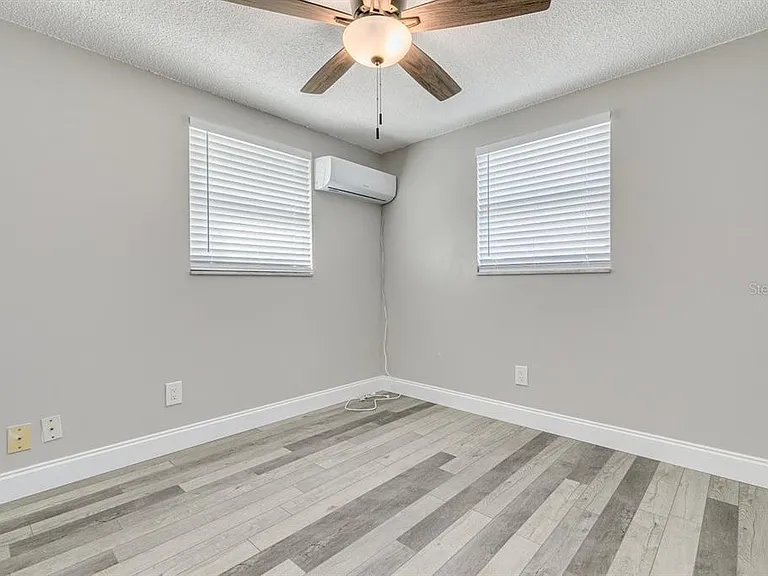 13496 W Rena Dr — Photo 9
