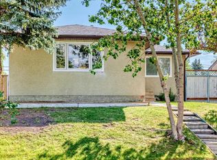 6216 W 4th St NE, Calgary, AB T2K 1K3