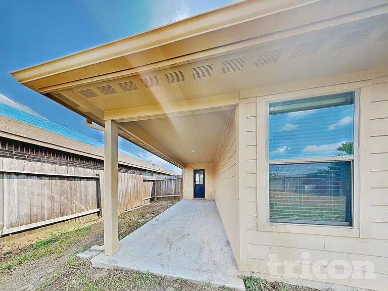 23319 Dukes Run Dr — Photo 17