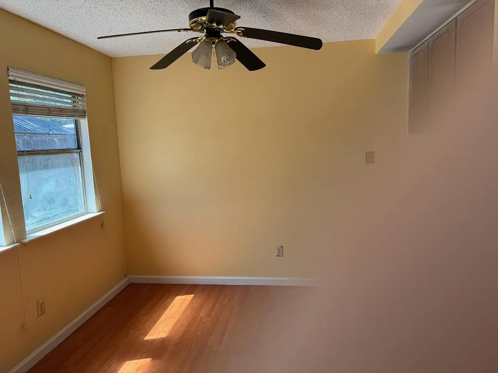 3 bed, 5968 sqft, $2,500 — Photo 3