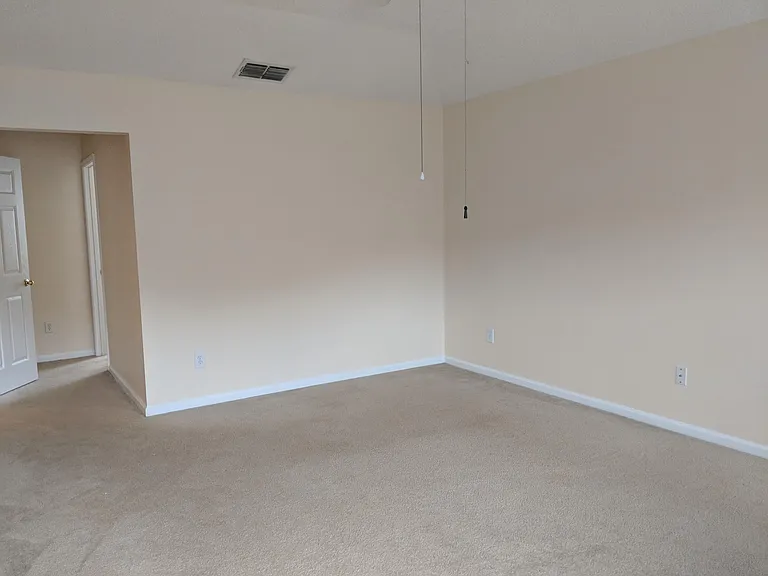 2170 S Cranbrook Ave — Photo 8
