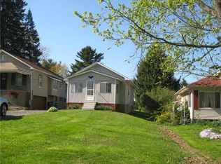 821 Harmony Baptist Rd, New Castle, PA 16101