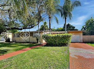 9620 Thanksgiving Dr, Cutler Bay, FL 33157