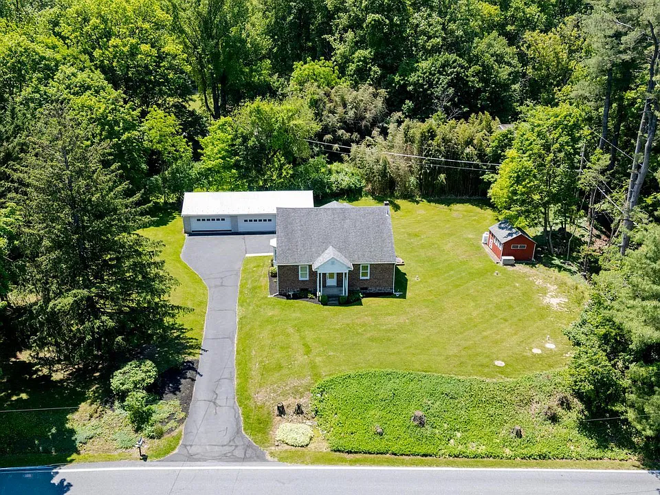 1104 Alleghenyville Rd