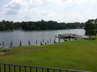 202 Riverbend Dr, Mobile, AL 36605