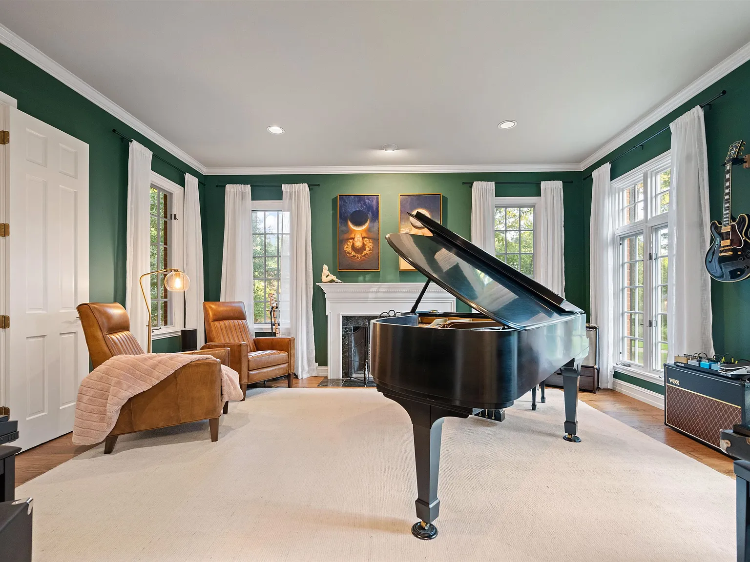 4 bed, 3.5 bath, 3644 sqft, $2,000 — Photo 4