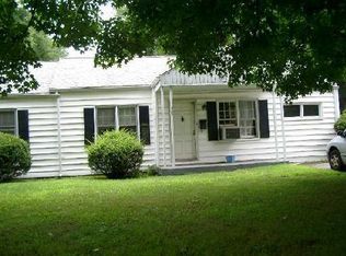 120 Sutton Dr, Stamford, CT 06906
