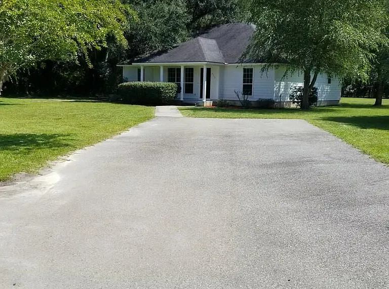 4242 Lightsey Rd — Photo 1