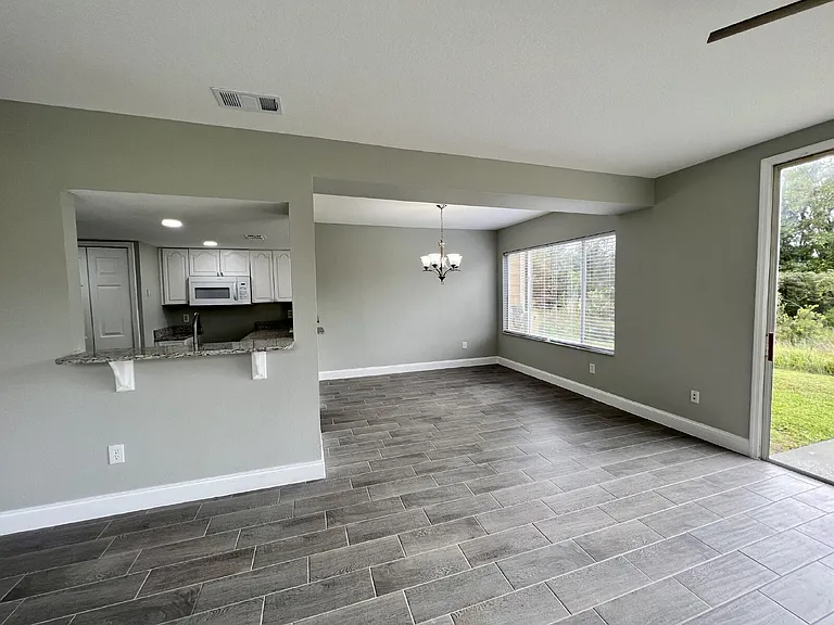 1334 Washington Palm Loop #A — Photo 4