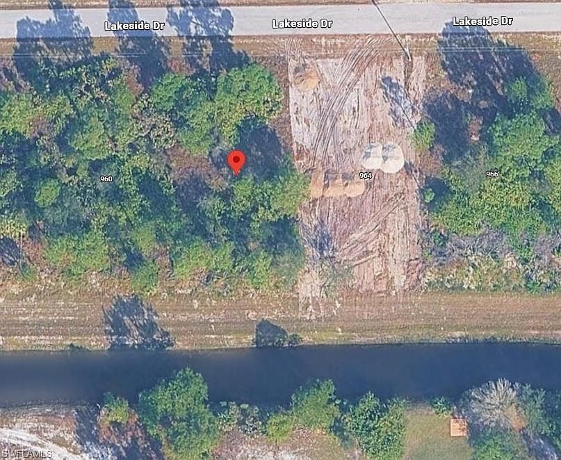 1st image of 962 Lakeside DR