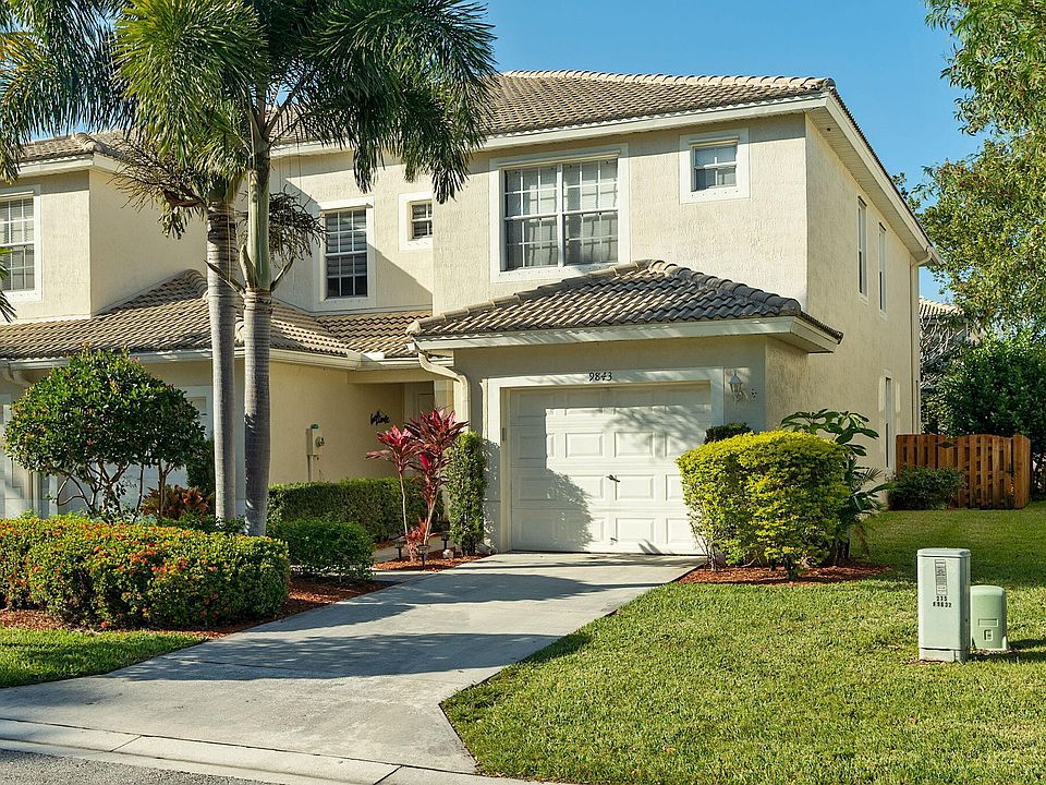 1st image of 9843 Lago Drive