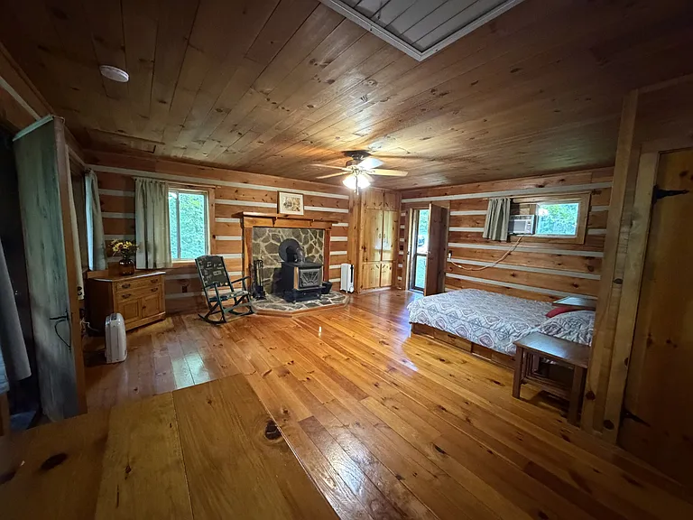 9125 Asheville Hwy #2 — Photo 3