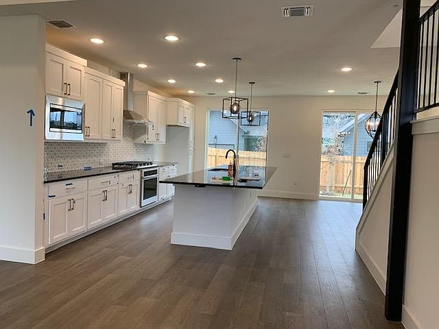 Open Kitchen/Dining/Living