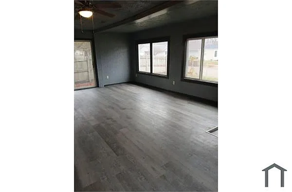 Building Photo - 3504 Blackstone Ave