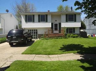 36 Benz Dr, Depew, NY 14043
