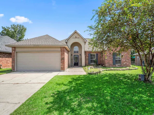 10040 Park Ridge Dr, Denham Springs, LA 70706