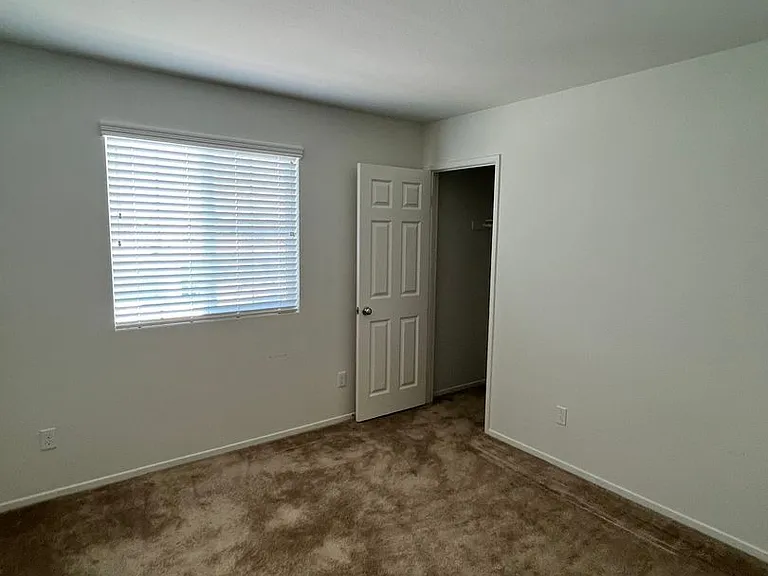 5916 Sucre Pl — Photo 9