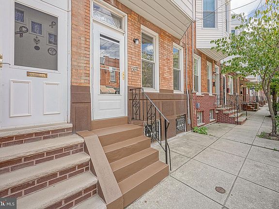 3rd image of 3227 Salmon St