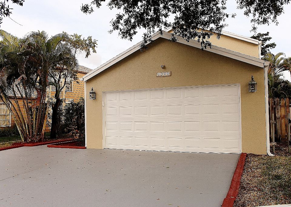 1st image of 1340 Strawberry Ln