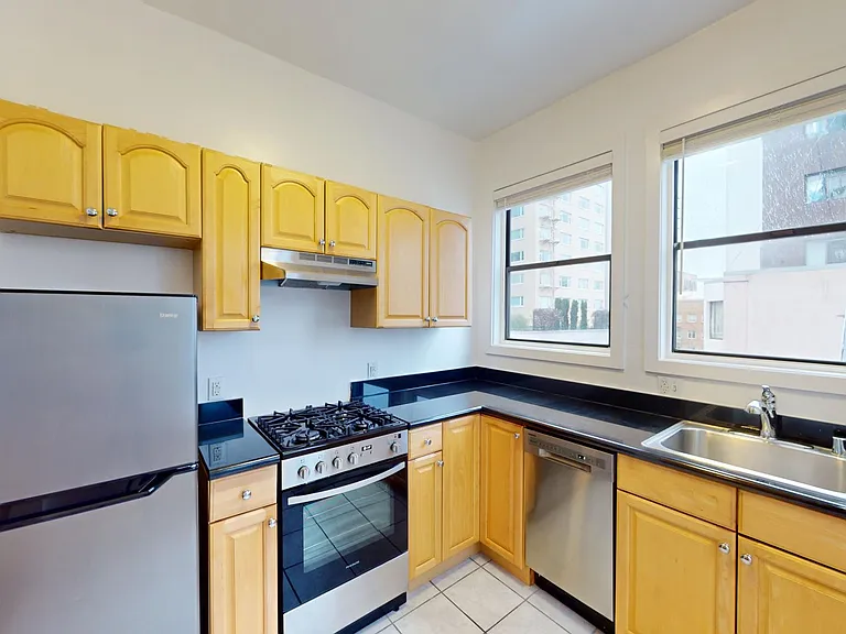 840 California Street — Photo 12