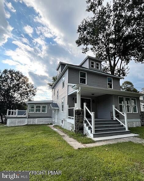 1st image of 145 Prospect St