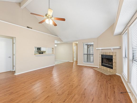 5th image of 4756 Veronica Cir