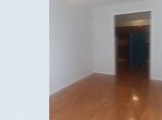 88 E 208th St, Bronx, NY 10467